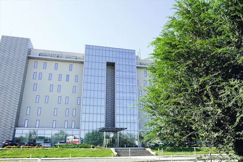 Услуги и инфраструктура
